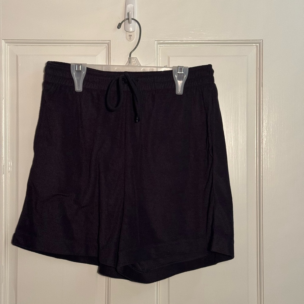 H & M Black soft black shorts